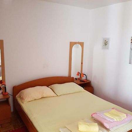 Apartmani Rosanda Petrcane Luaran gambar